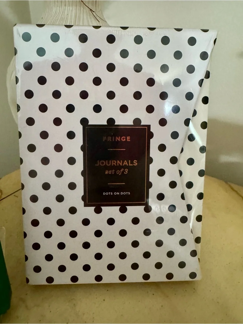 Kate Spade Polka Dot Pen Set (4 pens)& Fringe Polka Dot Journals(set of 3) NEW